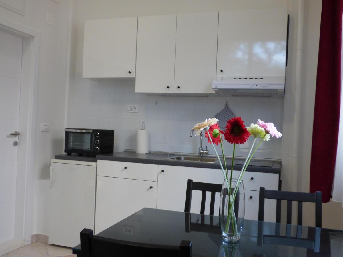 Apartman Mira スプリト エクステリア 写真