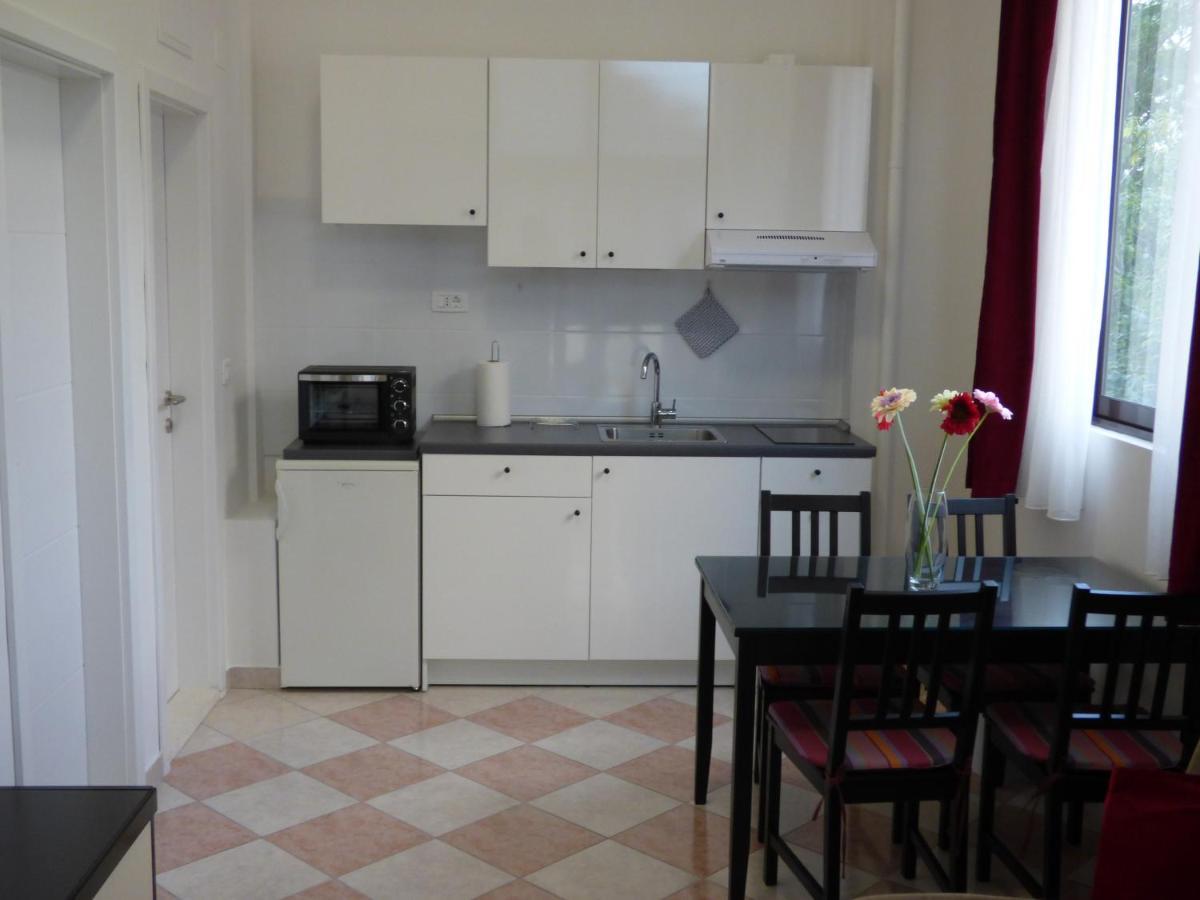 Apartman Mira スプリト エクステリア 写真